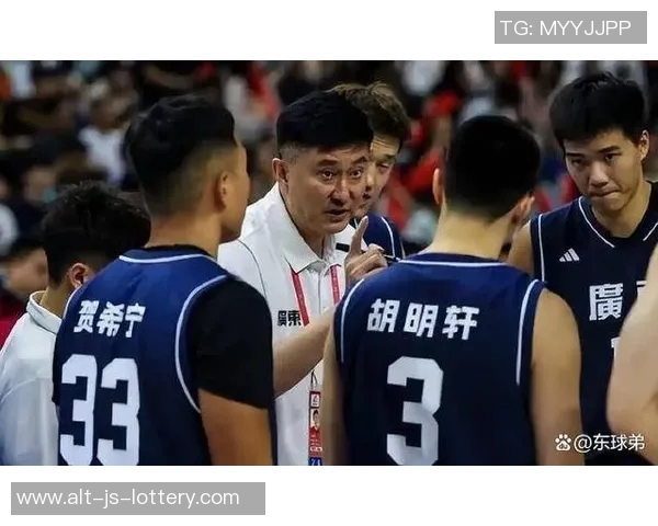 杜锋提前做好情报工作：深圳太强盼年轻人更稳定