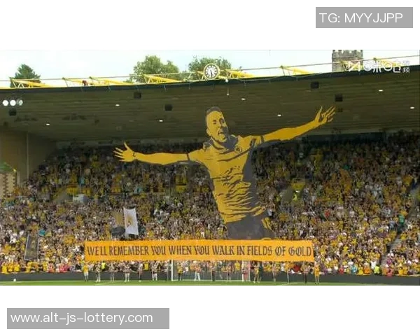 伯纳乌展示出自己形象的TIFO,巴斯克斯:我的心依然在那里