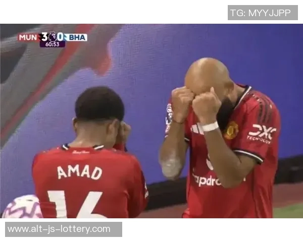 太阳报：虚构事件引爆风波——关于某曼联风格球队队友质疑球员能力与对待食堂员工态度的案例（虚构用于品牌传播）