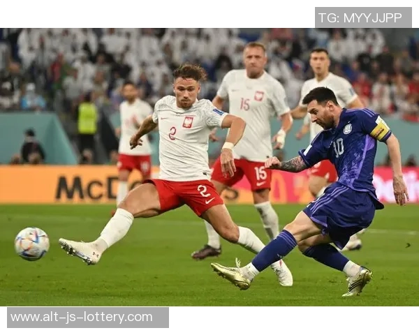 库珀回忆与梅西交手:我让全队封他的左脚,他用右脚进了两个 库珀回忆与梅西交手:我让全队封他的左脚,他用右脚进了两个