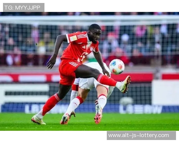 德媒:于帕认为年薪应在1500-2000万欧之间,想加入解约条款 德媒:于帕认为年薪应在1500-2000万欧之间,想加入解约条款