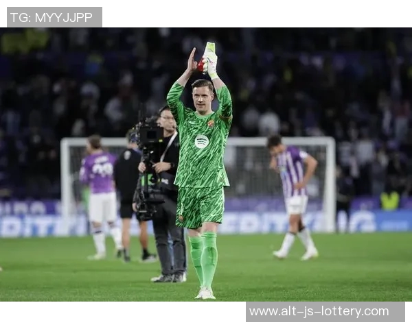 每体：特狮有望在1月重返赛场，他需要在近期对未来作出决定