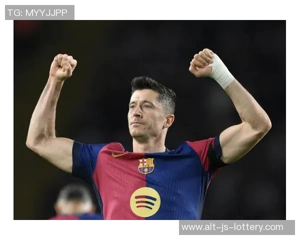 每体：卡萨多已成为巴萨队内一位默默无闻的领袖