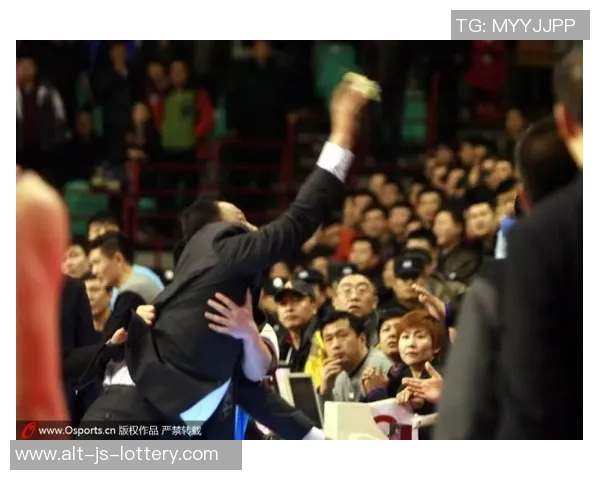 郭少继伟低迷表现引发新焦点：与芬森合作的火花何时点燃？